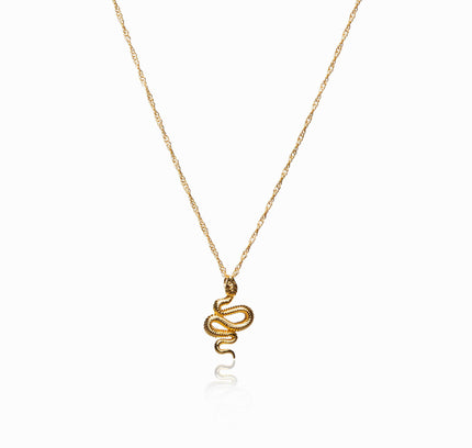 Collar de Oro con Colgante de Serpiente