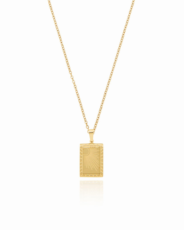 Collar de Oro con Colgante de Placa Amanecer