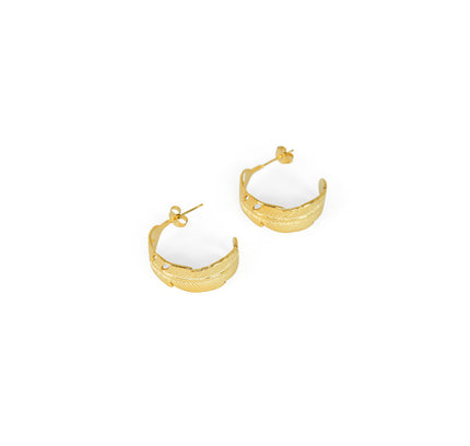 Aros con Plumas en Oro