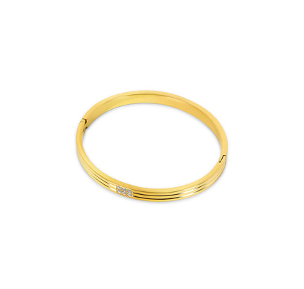Brazalete de Piedra Tallada en Oro