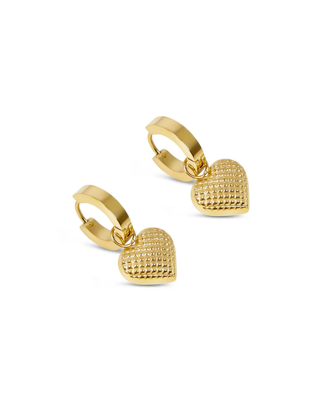 Pendientes Huggie con Colgante Corazón - Baño de Oro
