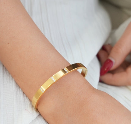 Brazalete Lineal de Piedra - Color Oro
