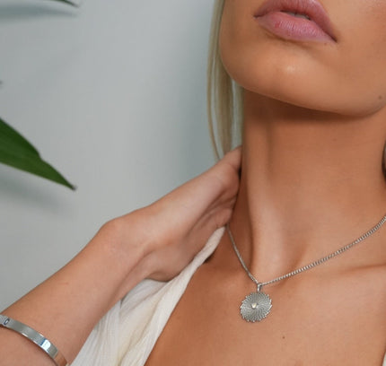 Albany Pendant Necklace - Silver