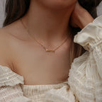 Collar Minimalista de Oro para Mamá - Acero Inoxidable 316L