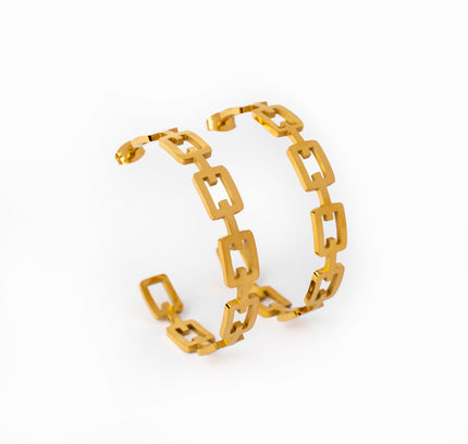 Aros Geométricos en Baño de Oro de 18K