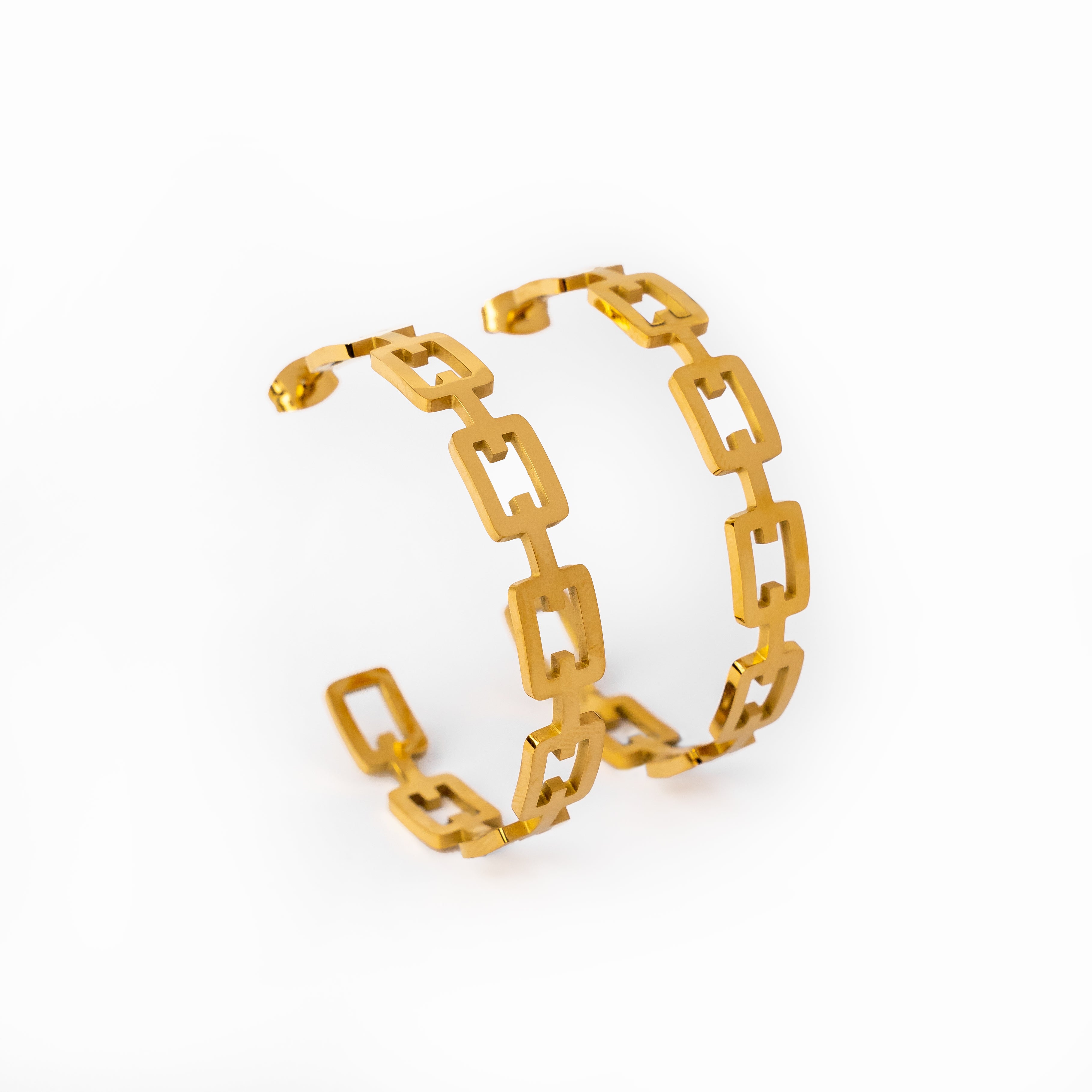 Aros Geométricos en Baño de Oro de 18K