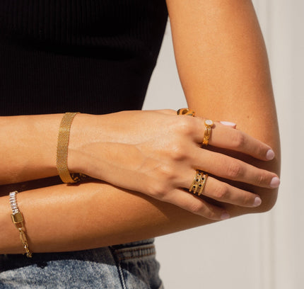Pulsera de Bucle de Malla - Oro