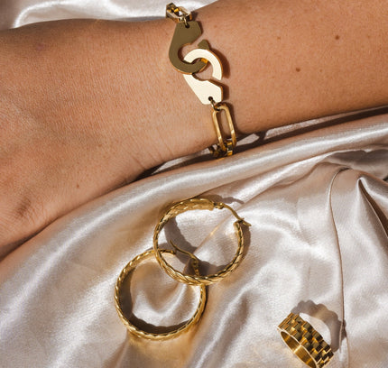 Aros Tejidos con Baño de Oro de 18k