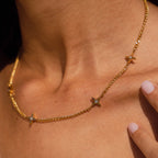 Collar Oro de Cuatro Puntos