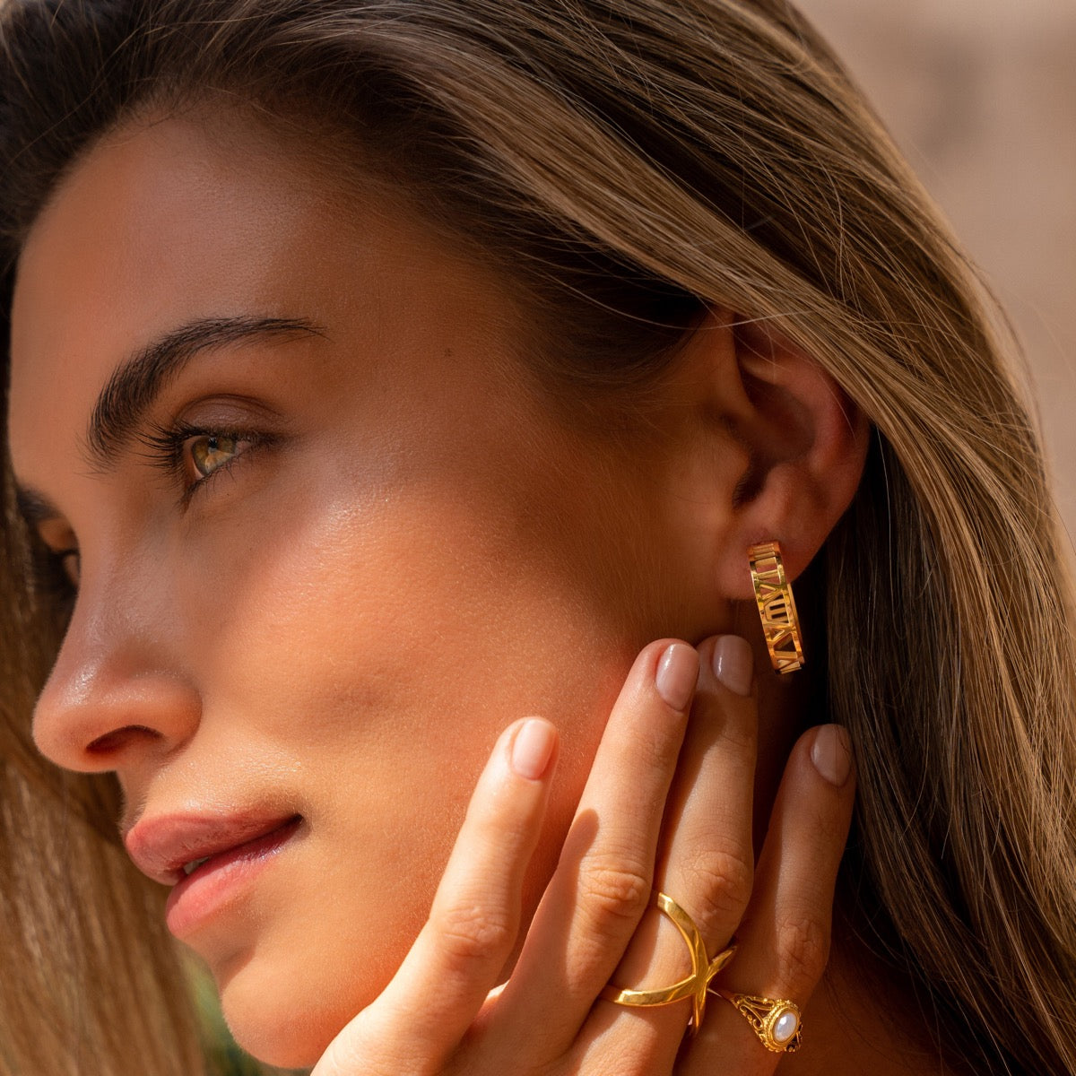 Aros con Números Huecos - Oro
