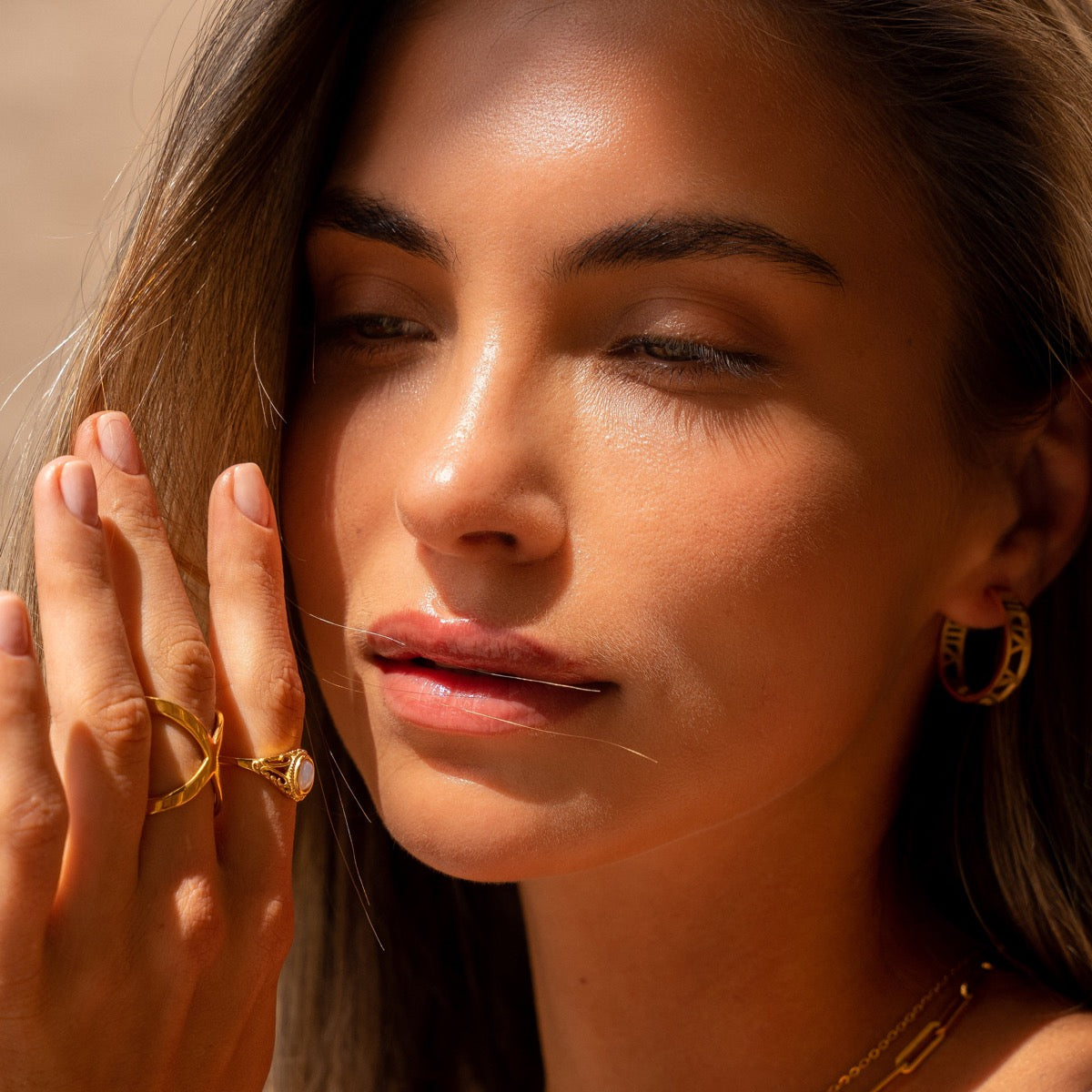 Aros con Números Huecos - Oro