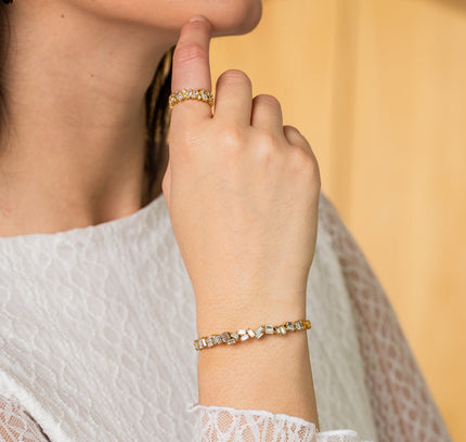 Brazalete Baguette de CZ en Oro