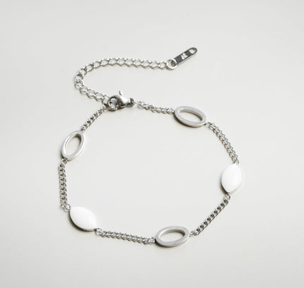 Pulsera Angellica con Colgante Ovalado en Plata