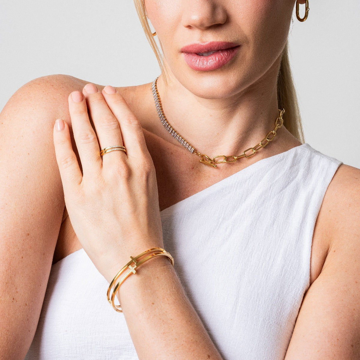 Pulsera de Brazalete Sion - Oro y Piedra
