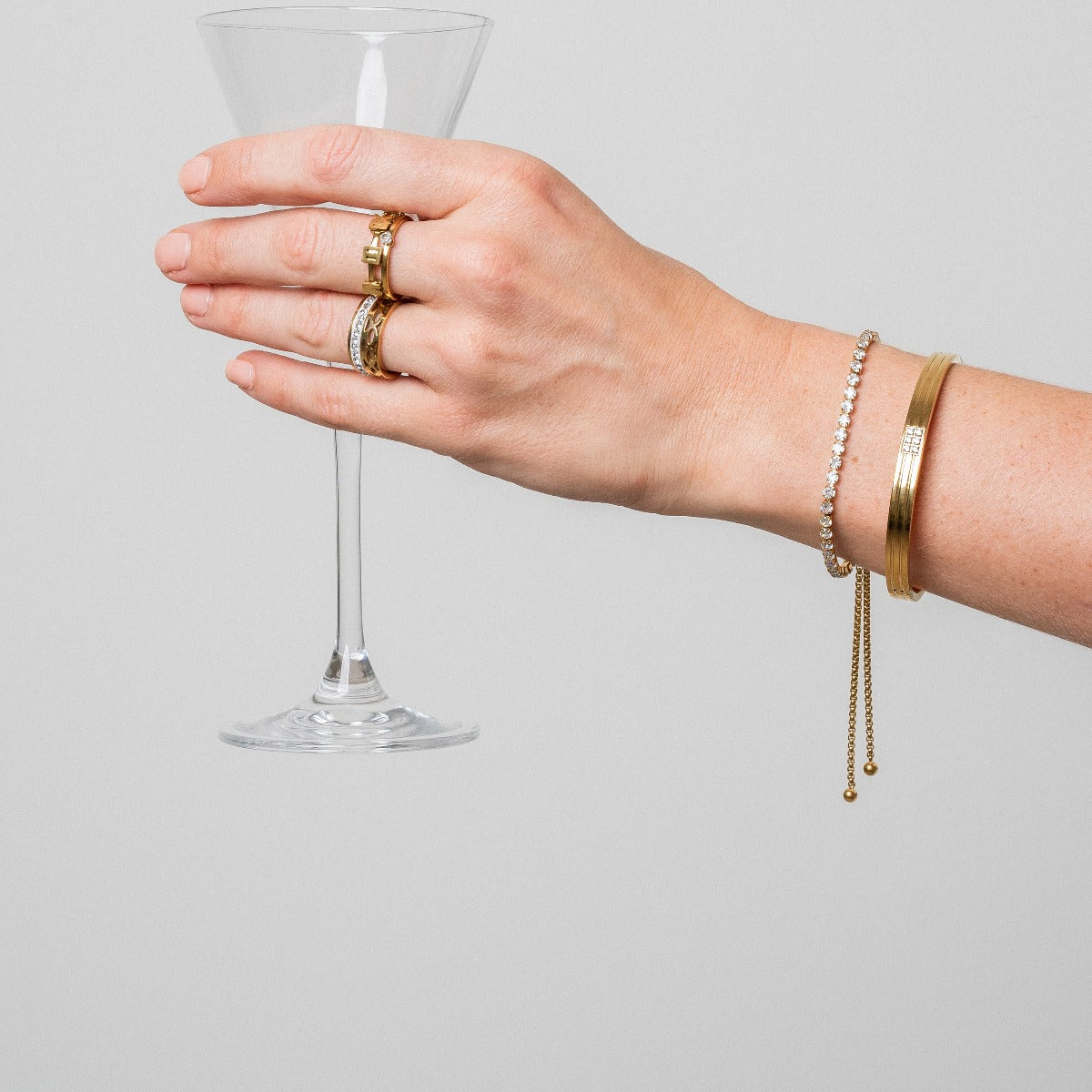 Pulsera de Tenis en Oro - Cadena Elegante