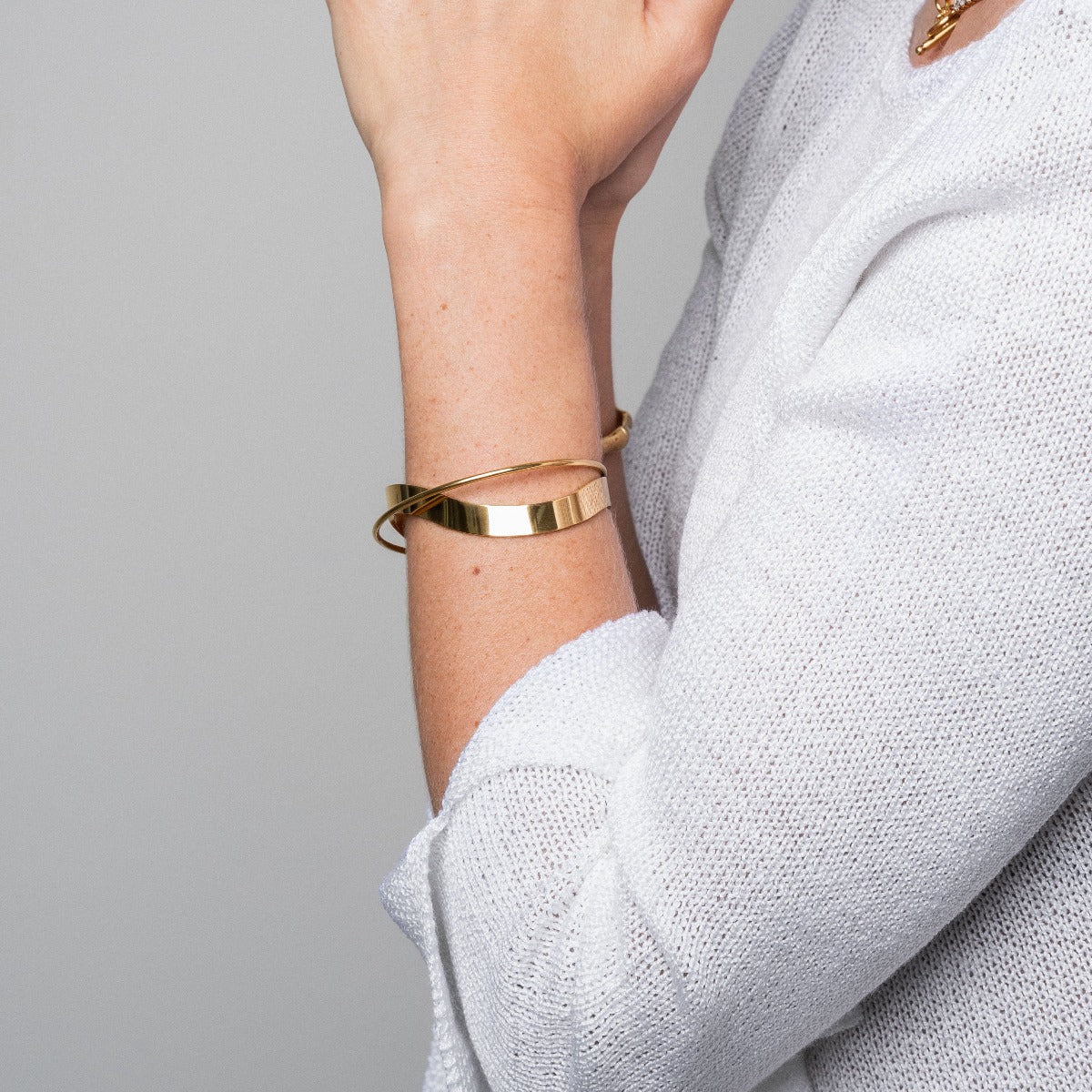 Woven Bangle Bracelet - Gold