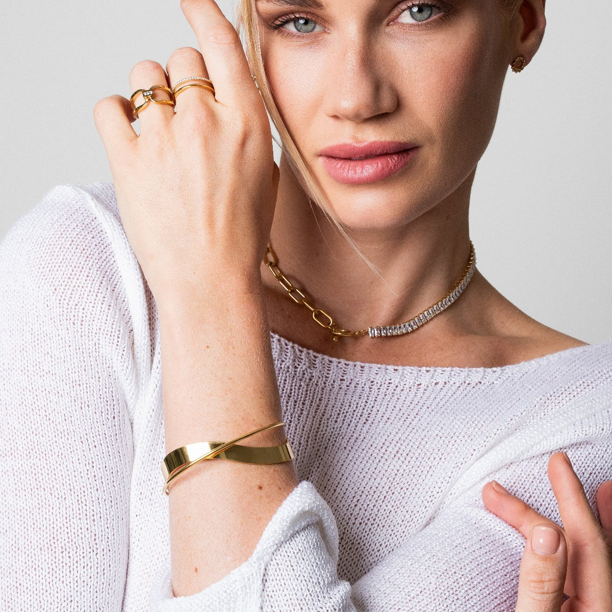 Woven Bangle Bracelet - Gold