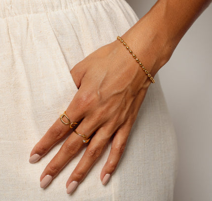 Pulsera de Perlas en Cadena - Color Dorado