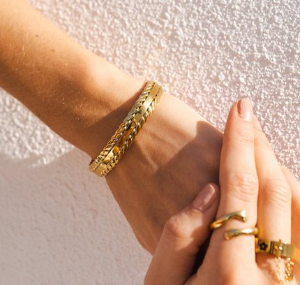 Brazalete de Hojas Trenzadas - Baño de Oro de 18k