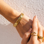 Brazalete de Hojas Trenzadas - Baño de Oro de 18k