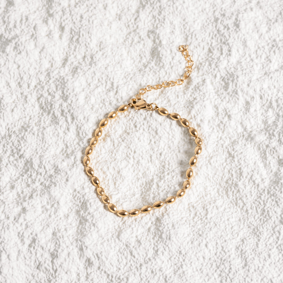 Pulsera de Perlas en Cadena - Color Dorado