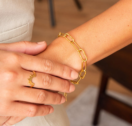 Pulsera de Cadena Rígida - Color Oro