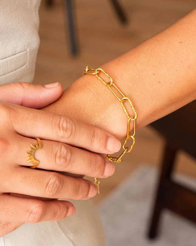 Pulsera de Cadena Rígida - Color Oro