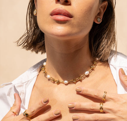 Collar de Perlas con Nudos - Oro