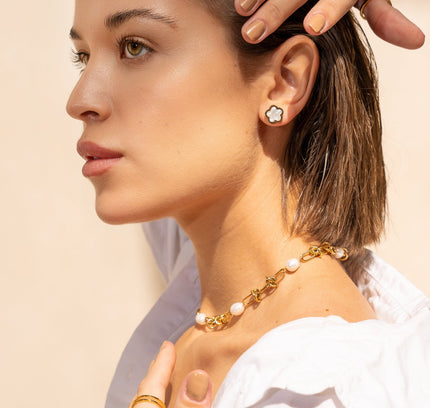 Collar de Perlas con Nudos - Oro