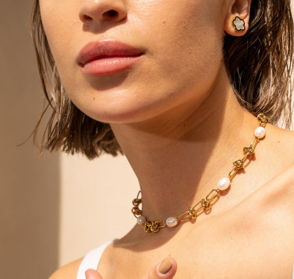 Collar de Perlas con Nudos - Oro