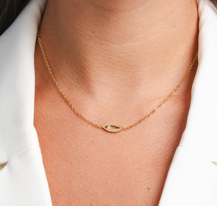 Oro Collar con Colgante de Ojo de Piedra