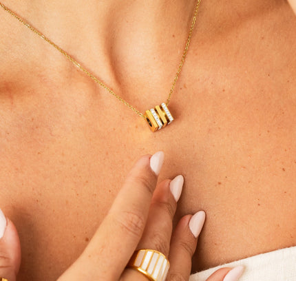 Collar Rubix de Piedra en Oro