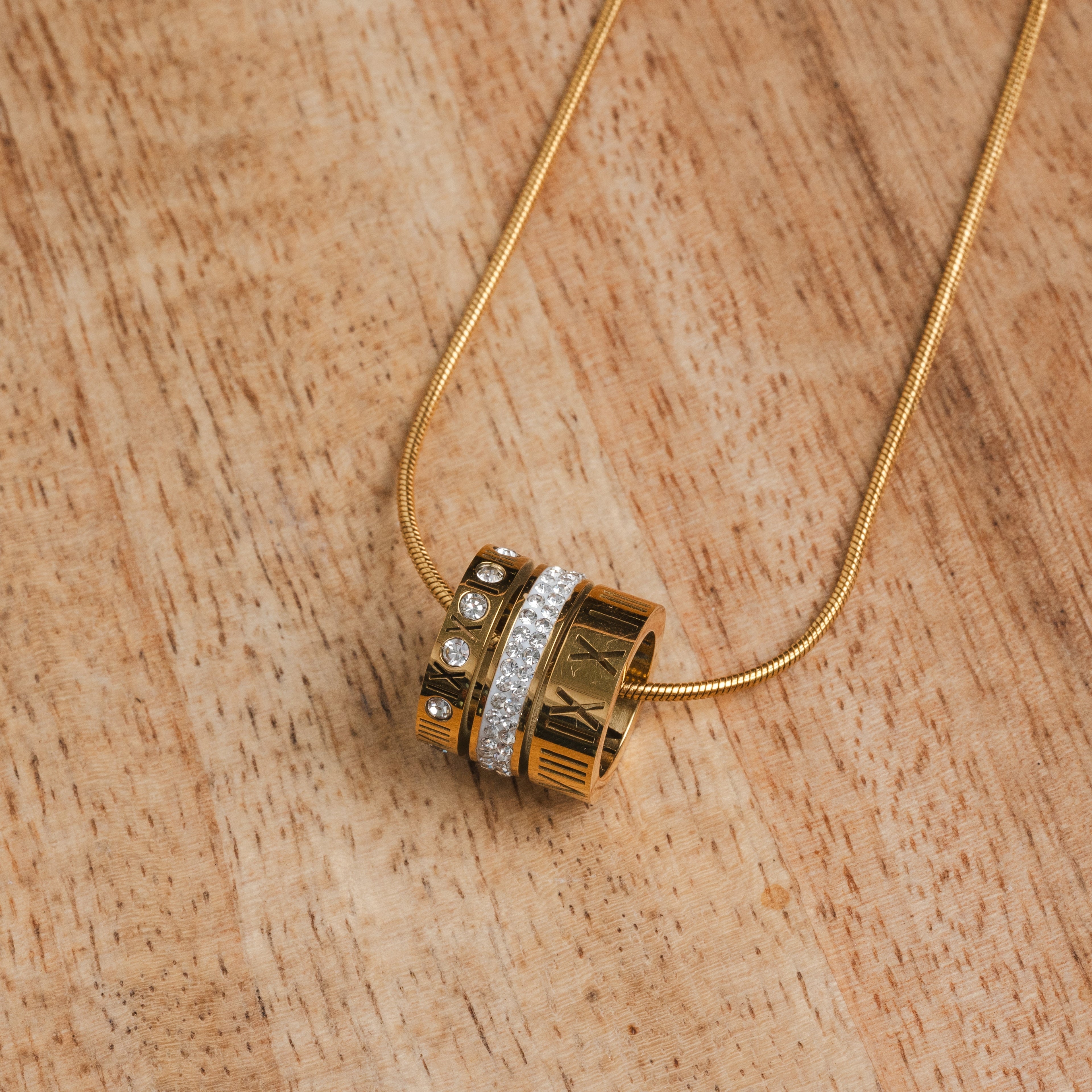 Collar de Triple Anillo Apilado - Oro