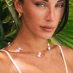Collar de Perlas Abstractas en Oro