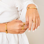 Pulsera de Piedra en Estuche - Color Oro