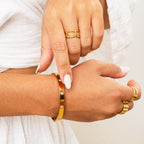 Pulsera de Piedra en Estuche - Color Oro