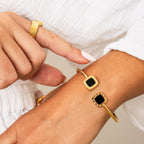 Pulsera de Onyx Cuadrada - Oro
