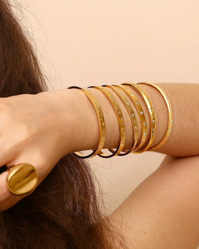 E.B.belle, venta al por mayor, brazaletes chapados en oro de 18 quilates de acero inoxidable para mujer, joyería minimalista de moda, pulsera de estrella de cristal