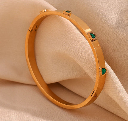 E.B.belle Pulsera con cierre de circonita en forma de corazón, pulsera hipoalergénica chapada en oro de 18 quilates para mujer, brazaletes de acero inoxidable 316L, joyería