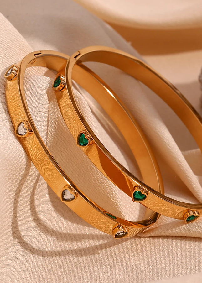 E.B.belle Pulsera con cierre de circonita en forma de corazón, pulsera hipoalergénica chapada en oro de 18 quilates para mujer, brazaletes de acero inoxidable 316L, joyería
