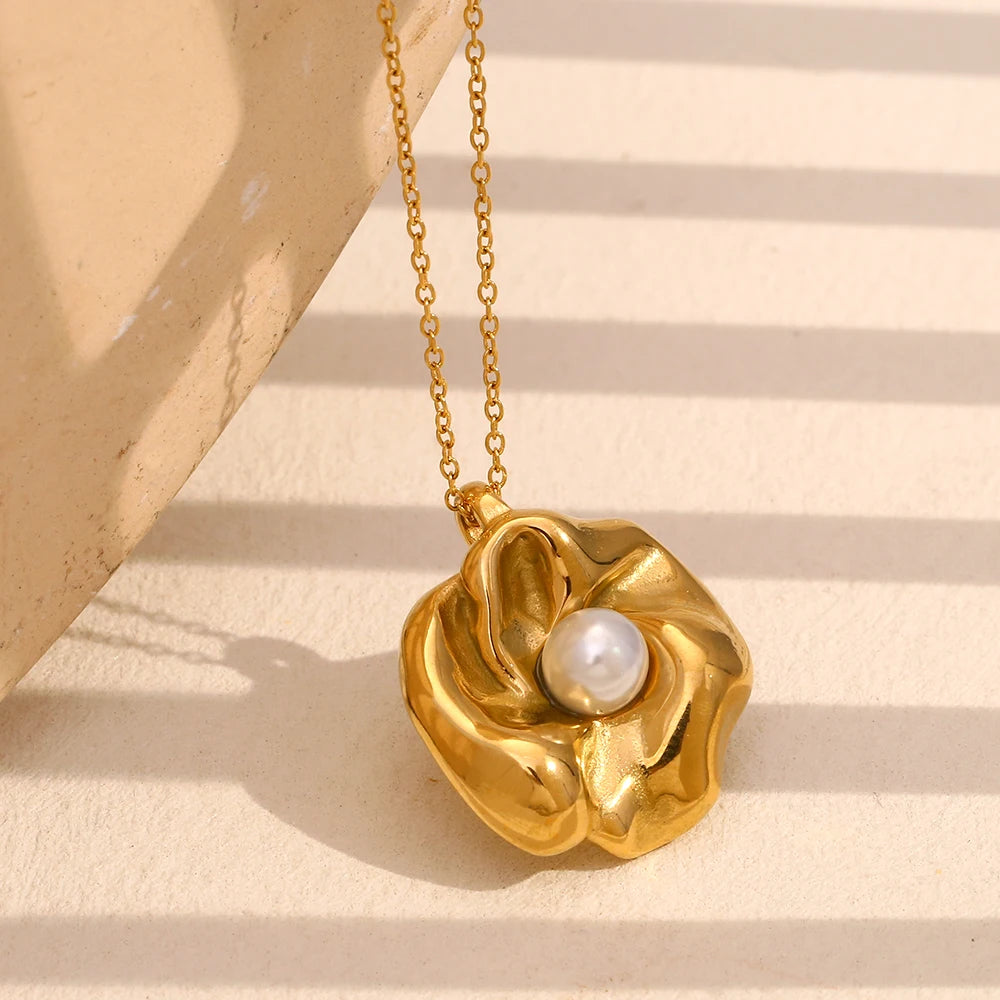 E.B.belle, nuevo diseño, collar con colgante de flor de perla, acero inoxidable, chapado en oro, joyería elegante para mujer a la moda