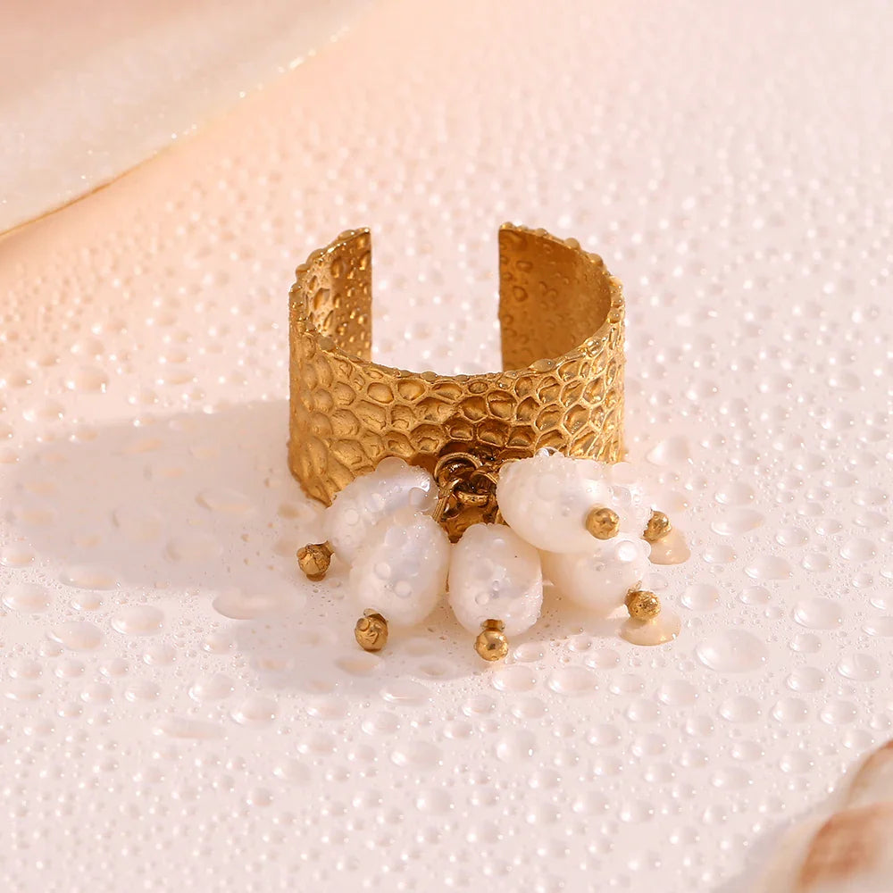 Anillo Ajustable de Acero Inoxidable con Perlas Elegantes