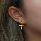Pendientes Asimétricos con Cerradura de Corazón y Ángel
