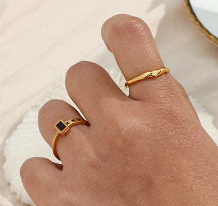 E.B.belle Anillos ajustables de acero inoxidable chapados en oro de 18 quilates resistentes al agua para mujer, anillo de dedo de tamaño abierto con textura Irregular