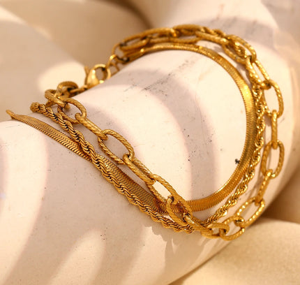 E.B.belle Cadena de bacelet de tres capas, cadena de serpiente, cadena retorcida chapada en oro de 18 quilates, joyería exquisita para fiesta de mujer