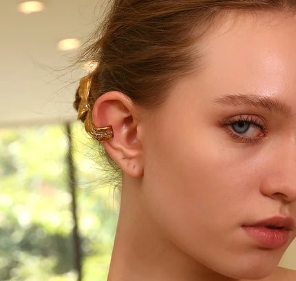 E.B.belle-pendientes de circonita cúbica, aretes pequeños, redondos, resistentes al agua, con Clip de piedra, coloridos, transparentes, sin deslustre