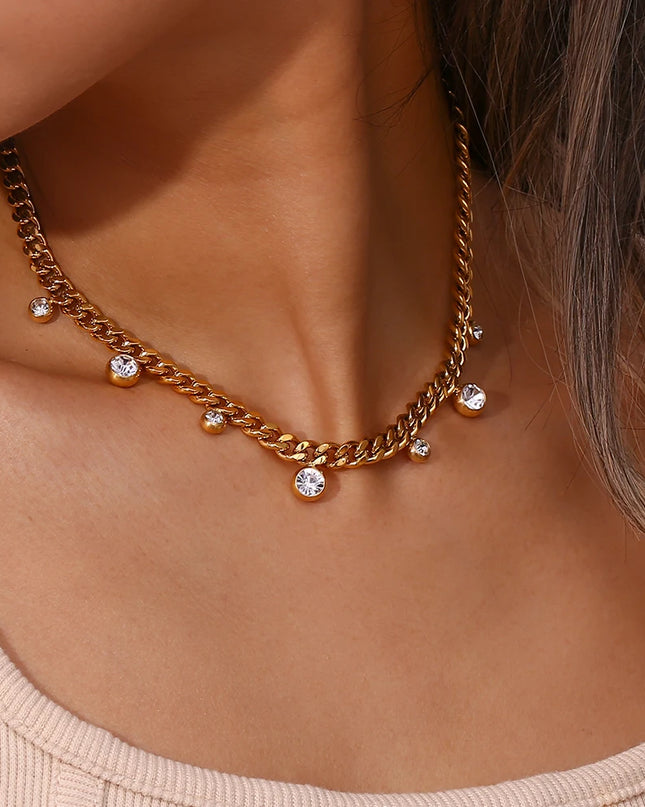 E.B.belle Collar de cadena cubana suave chapado en oro de 18 quilates círculo redondo cristal circón piedra encanto gargantilla collar para mujer
