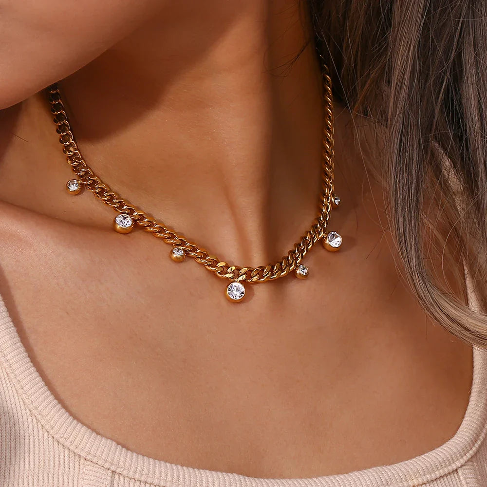 Collar Gargantilla con Cristales y Baño de Oro 18k