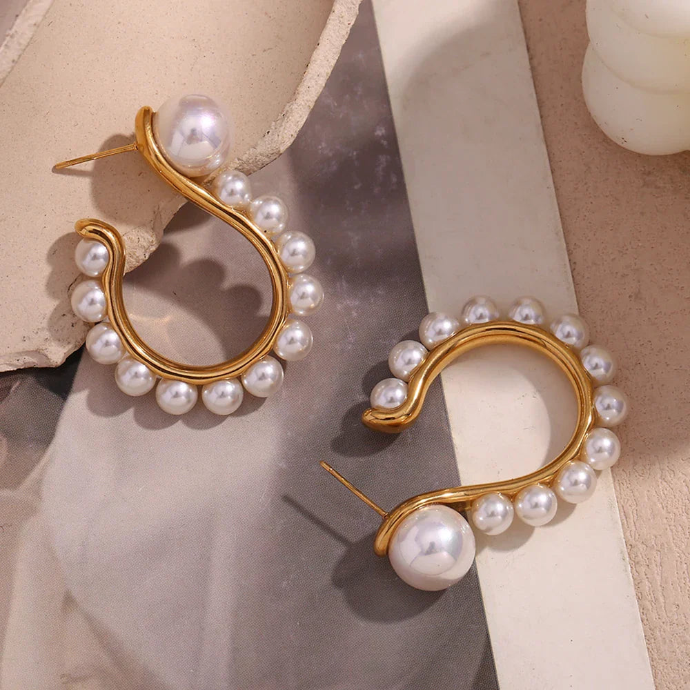 Pendientes de Gancho con Perlas y Oro 18K