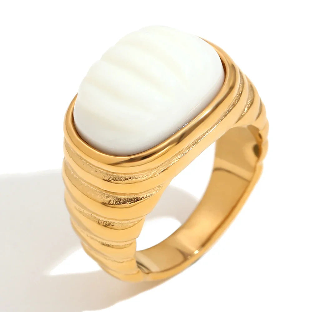 Anillo de Cóctel Geométrico Chapado en Oro